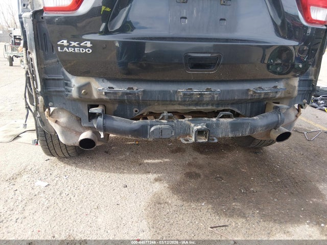 44577246 :رقم المزاد ، 1C4RJFAT8CC203785 vin ، 2012 Jeep Grand Cherokee Laredo مزاد بيع
