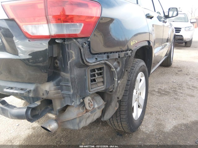 44577246 :رقم المزاد ، 1C4RJFAT8CC203785 vin ، 2012 Jeep Grand Cherokee Laredo مزاد بيع