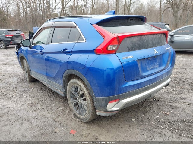 2018 MITSUBISHI ECLIPSE CROSS JA4AT4AA4JZ069517 Photo 2