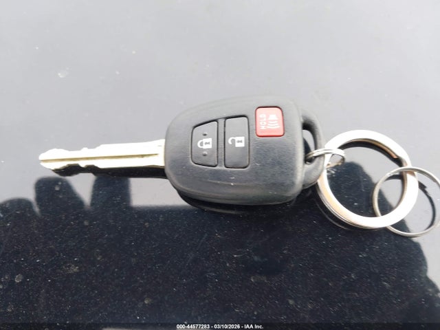 Toyota RAV4 LE 2014 2T3BFREV1EW203420 Image 11