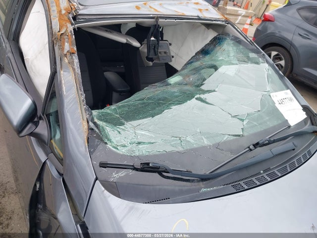 44577300 :رقم المزاد ، 3KPFL4A7XJE242808 vin ، 2018 Kia Forte S مزاد بيع
