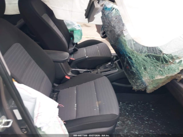 44577300 :رقم المزاد ، 3KPFL4A7XJE242808 vin ، 2018 Kia Forte S مزاد بيع