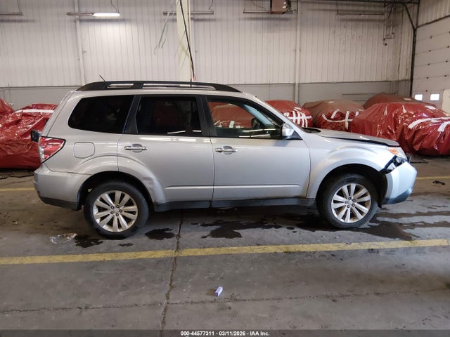Продаж на аукціоні авто 2013 Subaru Forester 2.5x Premium, vin: JF2SHADC1DH422251, номер лоту: 44577311