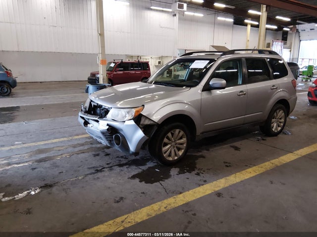 Продаж на аукціоні авто 2013 Subaru Forester 2.5x Premium, vin: JF2SHADC1DH422251, номер лоту: 44577311