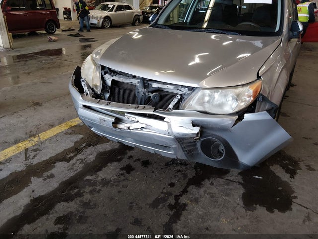 Продаж на аукціоні авто 2013 Subaru Forester 2.5x Premium, vin: JF2SHADC1DH422251, номер лоту: 44577311