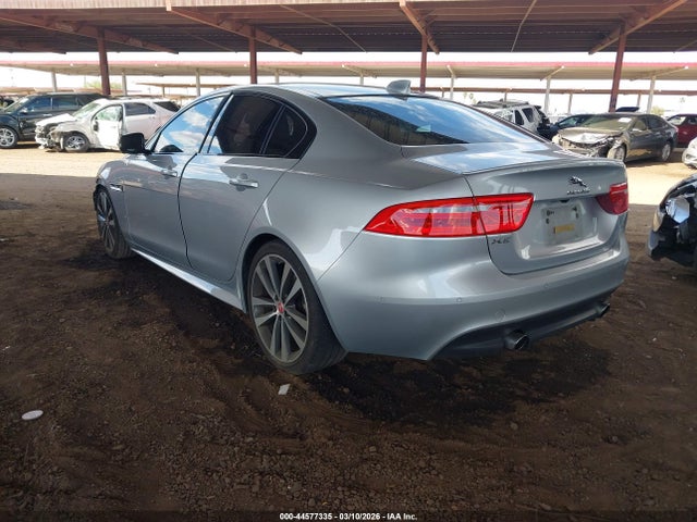2017 JAGUAR XE SAJAF4BV5HA962675 Photo 2