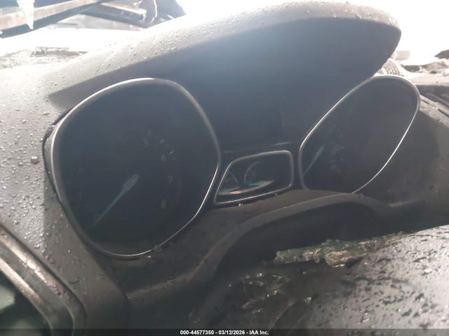 44577350 :رقم المزاد ، 1FMCU0GD2HUA67645 vin ، 2017 Ford Escape Se مزاد بيع