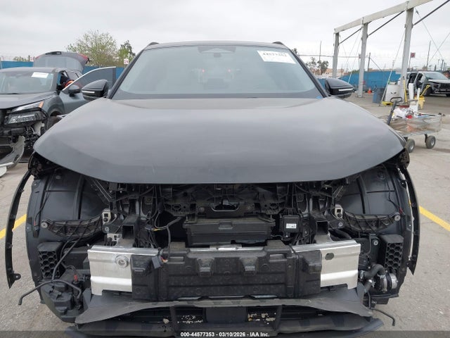 2025 Audi Q6 E-tron Premium Plus Quattro მანქანა იყიდება აუქციონზე, vin: WA124BGF5SA008458, აუქციონის ნომერი: 44577353