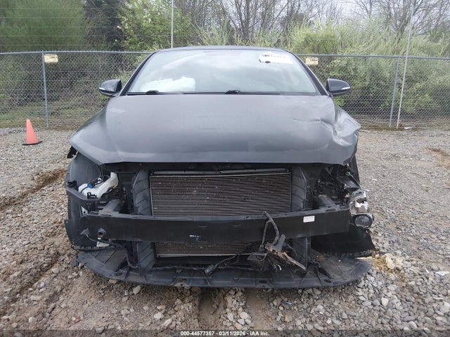 KMHD84LF1HU335933 Hyundai Elantra Limited