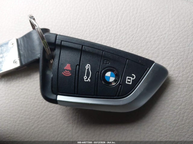 2022 BMW X1 WBXJG9C02N5V20634 Photo 10