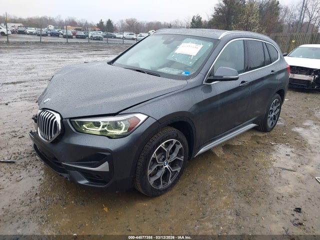 2022 BMW X1 WBXJG9C02N5V20634 Photo 1