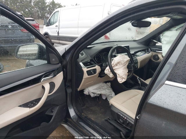 2022 BMW X1 WBXJG9C02N5V20634 Photo 4