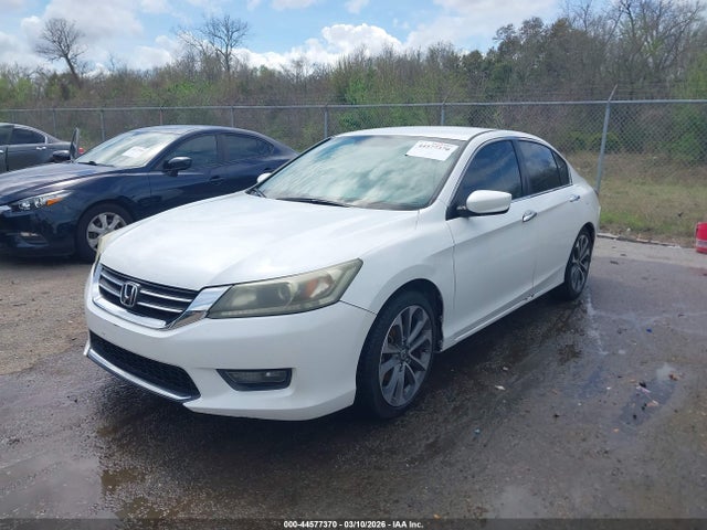 44577370 :رقم المزاد ، 1HGCR2F5XFA120569 vin ، 2015 Honda Accord Sport مزاد بيع
