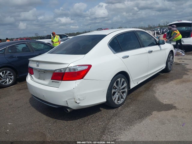 44577370 :رقم المزاد ، 1HGCR2F5XFA120569 vin ، 2015 Honda Accord Sport مزاد بيع