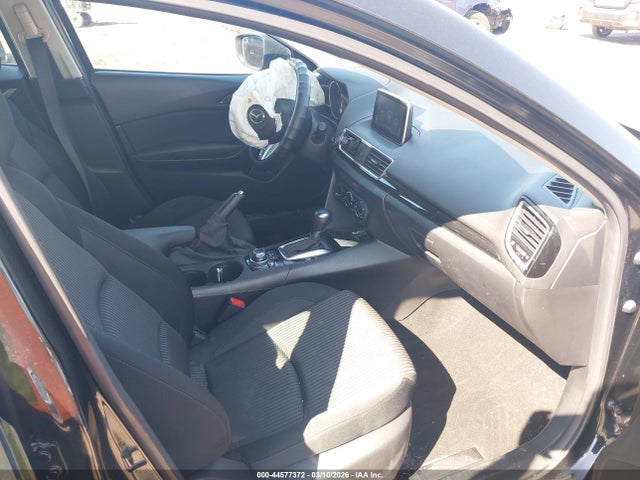 2015 Mazda Mazda3 I Touring მანქანა იყიდება აუქციონზე, vin: 3MZBM1L7XFM204724, აუქციონის ნომერი: 44577372