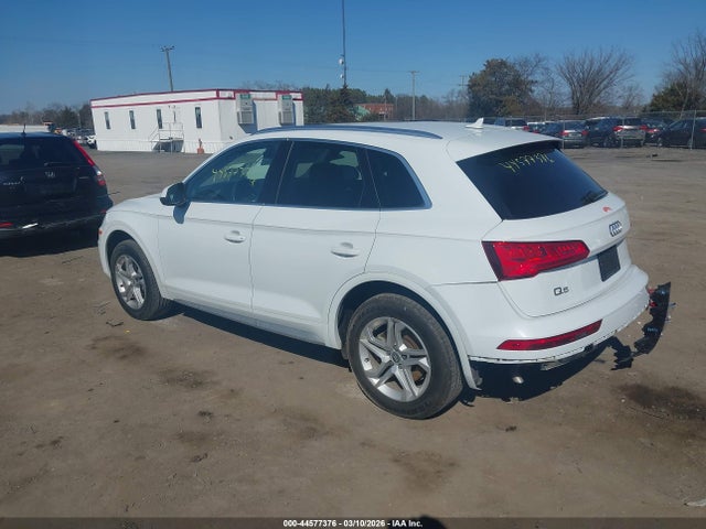 2019 AUDI Q5 WA1ANAFY3K2114715 Photo 2