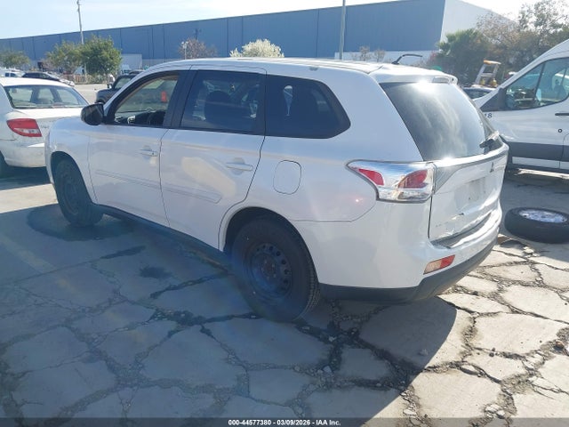 2014 MITSUBISHI OUTLANDER JA4AD2A38EZ009944 Photo 2