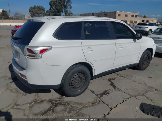 2014 MITSUBISHI OUTLANDER JA4AD2A38EZ009944 Photo 3