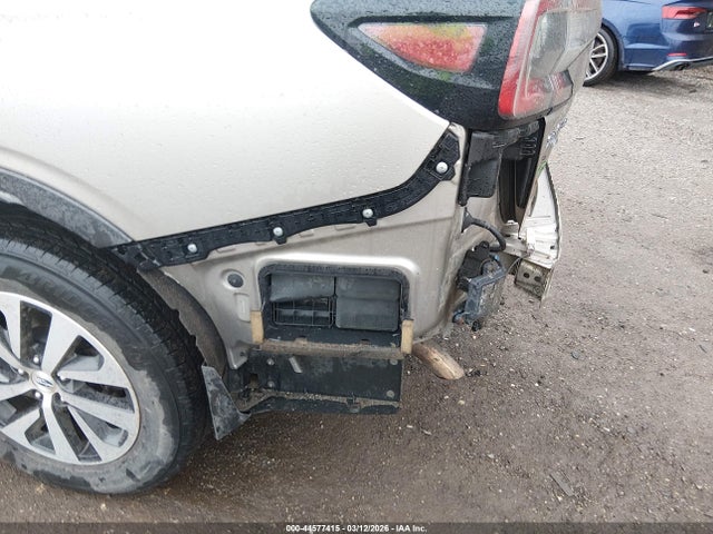 44577415 :رقم المزاد ، 4S4BTAEC9L3134514 vin ، 2020 Subaru Outback Premium مزاد بيع