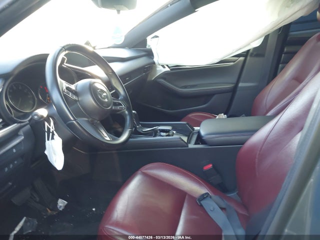 JM1BPALLXN1504119 Mazda Mazda3 Carbon Edition