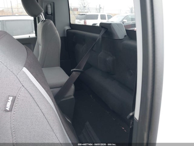 44577454 :رقم المزاد ، 1FTRF3BA0SEC48221 vin ، 2025 Ford F-350 Xl مزاد بيع