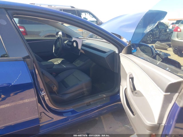 Продаж на аукціоні авто 2025 Tesla Model 3 Long Range Rear-wheel Drive/standard Rear-wheel Drive, vin: 5YJ3E1EA1SF041599, номер лоту: 44577476