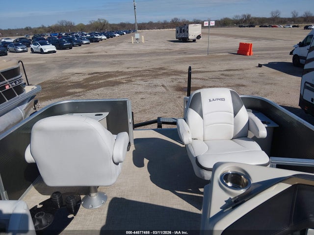 Lund Other 2018 LBBP0311K718 Image 5