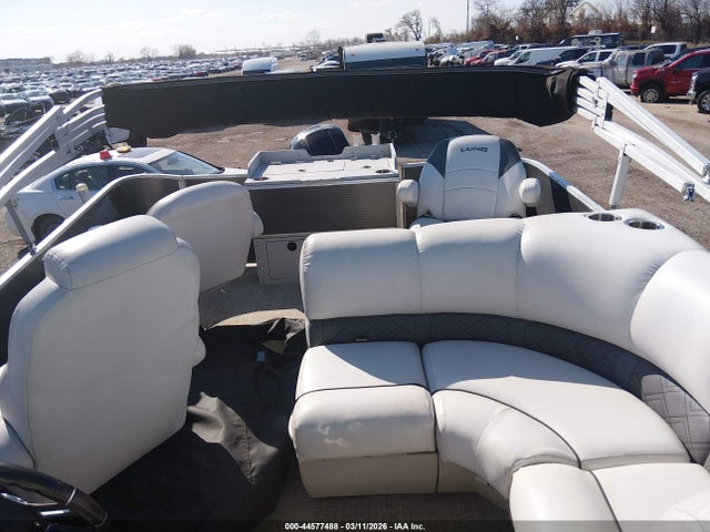 Lund Other 2018 LBBP0311K718 Image 8
