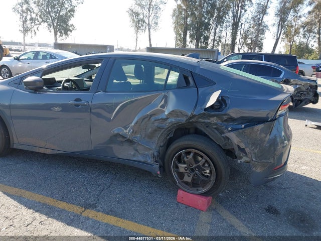 JTDACAAU5R3032473 Toyota Prius Le/xle/limited