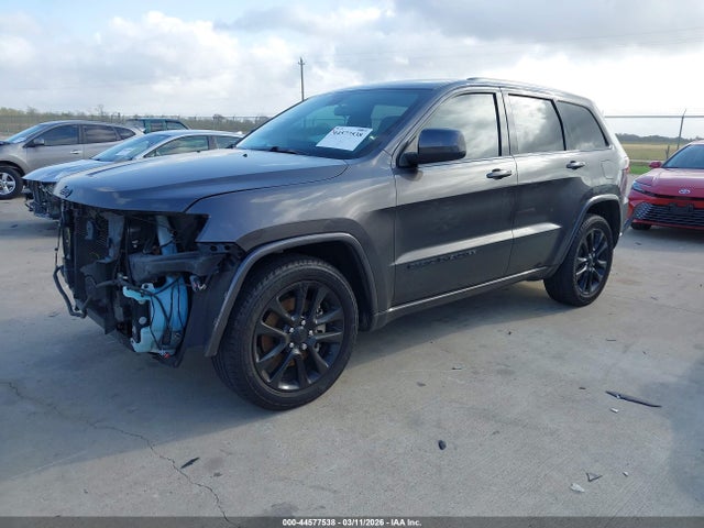 1C4RJEAG0MC713790 Jeep Grand Cherokee Laredo X 4x2