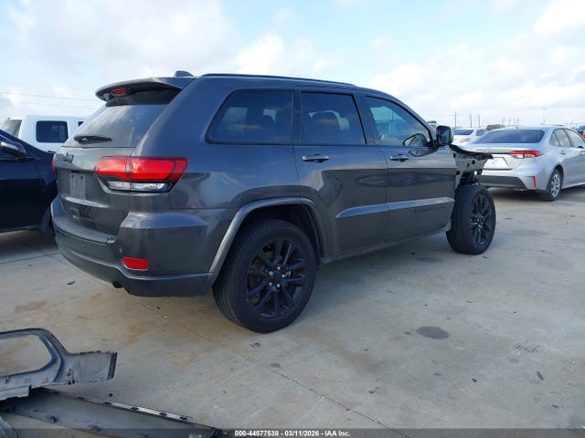 1C4RJEAG0MC713790 Jeep Grand Cherokee Laredo X 4x2