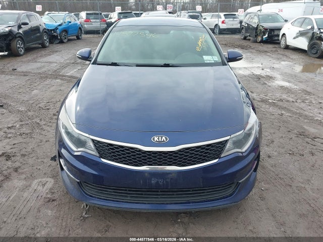 44577546 :رقم المزاد ، 5XXGT4L3XHG162683 vin ، 2017 Kia Optima Lx مزاد بيع