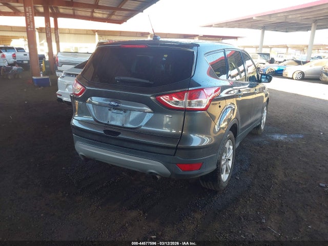 1FMCU0G75GUB73242 Ford ESCAPE SE