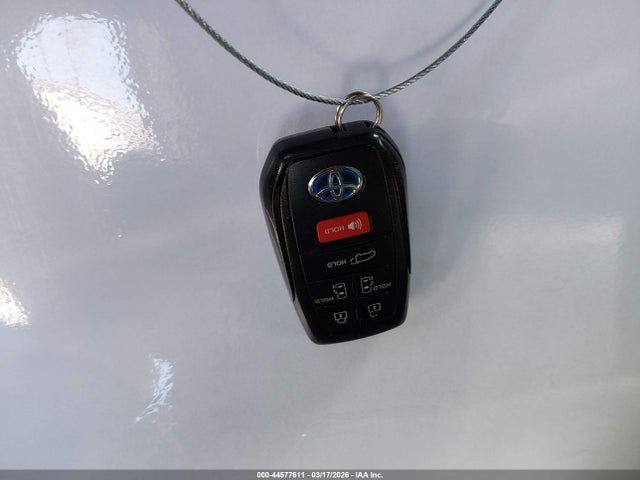 Aukcja sprzedaży 2024 Toyota Sienna Limited, vin: 5TDZSKFCXRS111776, numer aukcji: 44577611