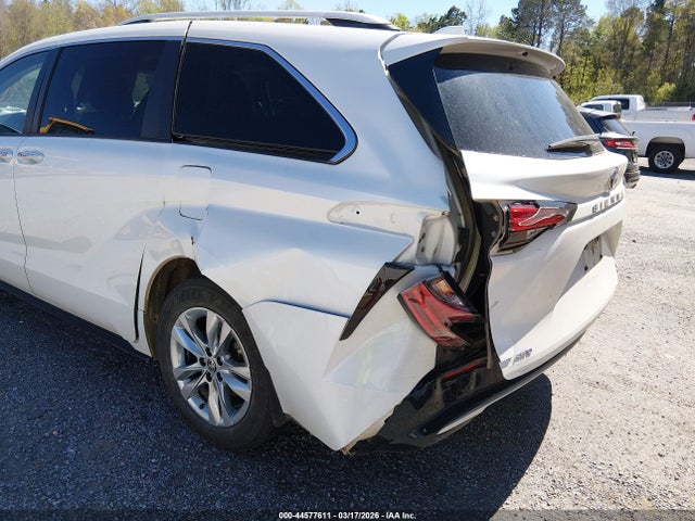 Aukcja sprzedaży 2024 Toyota Sienna Limited, vin: 5TDZSKFCXRS111776, numer aukcji: 44577611