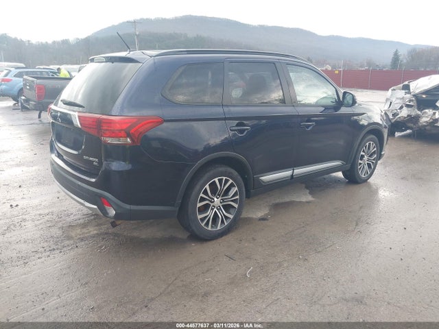 2016 MITSUBISHI OUTLANDER JA4AZ3A3XGZ005176 Photo 3