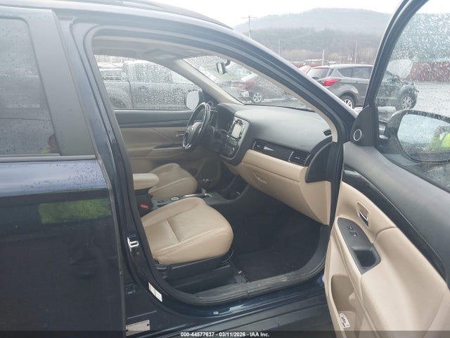 2016 MITSUBISHI OUTLANDER JA4AZ3A3XGZ005176 Photo 4