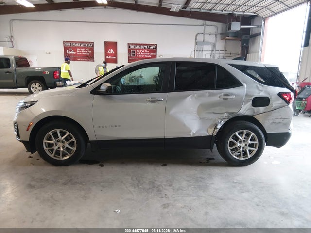 3GNAXHEV8NS115939 Chevrolet Equinox Fwd Ls