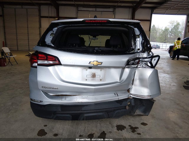 3GNAXHEV8NS115939 Chevrolet Equinox Fwd Ls