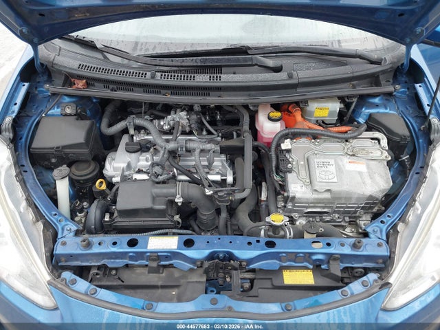 Toyota Prius C One 2015 JTDKDTB36F1582386 Image 10
