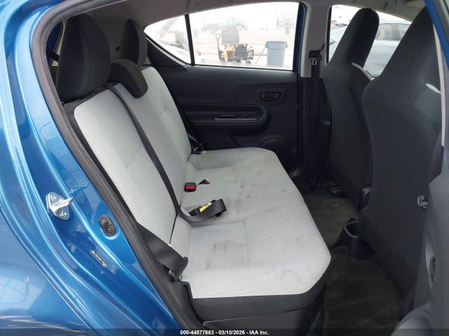 Toyota Prius C One 2015 JTDKDTB36F1582386 Image 8
