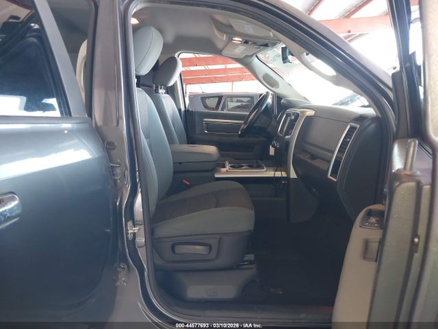 44577693 :رقم المزاد ، 1C6RR7GG2FS559935 vin ، 2015 Ram 1500 Big Horn مزاد بيع