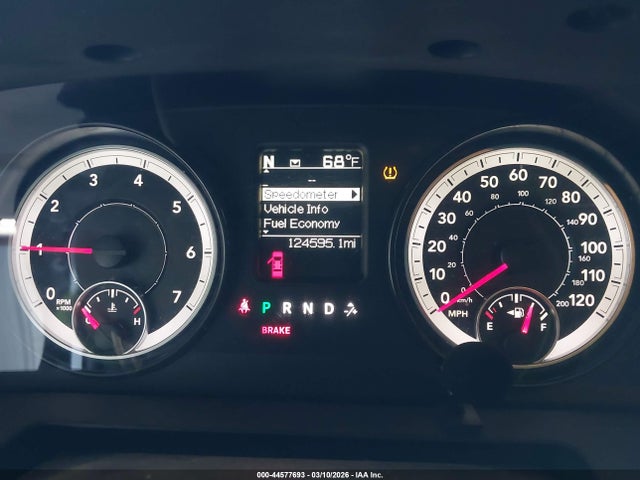 44577693 :رقم المزاد ، 1C6RR7GG2FS559935 vin ، 2015 Ram 1500 Big Horn مزاد بيع