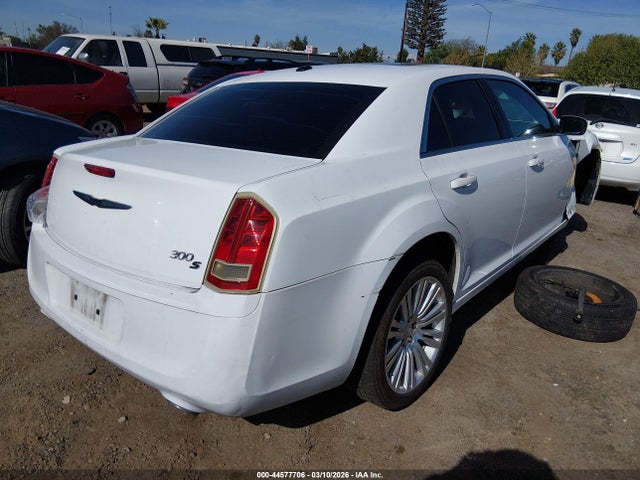 Продажа на аукционе авто 2013 Chrysler 300 300s, vin: 2C3CCABT8DH744839, номер лота: 44577706