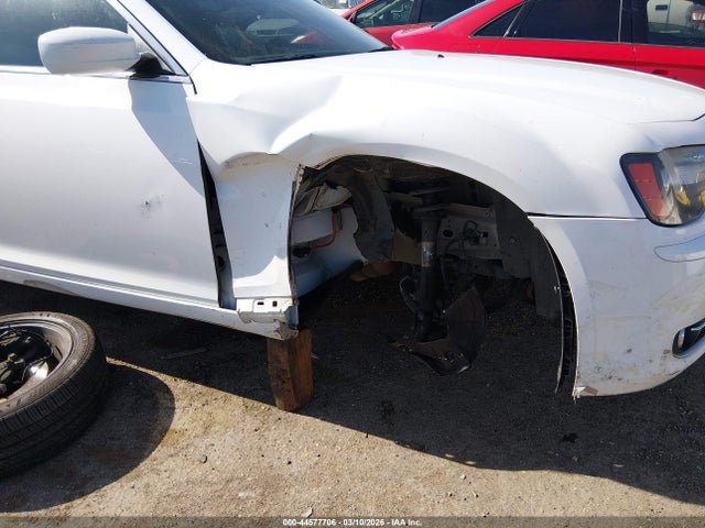 Продажа на аукционе авто 2013 Chrysler 300 300s, vin: 2C3CCABT8DH744839, номер лота: 44577706