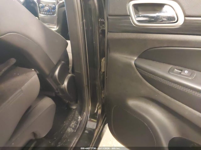 2019 Jeep Grand Cherokee Laredo E 4x4 მანქანა იყიდება აუქციონზე, vin: 1C4RJFAG4KC818657, აუქციონის ნომერი: 44577736
