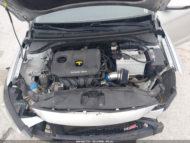 5NPD84LF6JH387370 Hyundai ELANTRA SEL