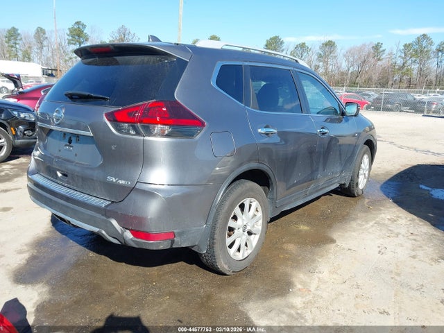 Nissan ROGUE SV 2018 5N1AT2MV2JC800243 Image 4