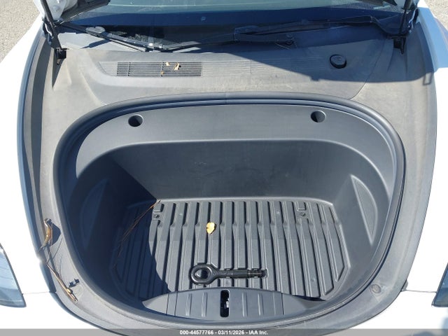 Продажа на аукционе авто 2023 Tesla Model 3 Long Range Dual Motor All-wheel Drive, vin: 5YJ3E1EBXPF658869, номер лота: 44577766