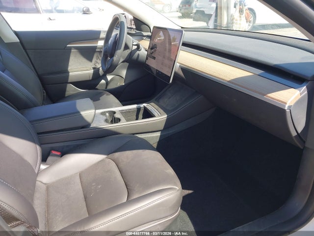 Продажа на аукционе авто 2023 Tesla Model 3 Long Range Dual Motor All-wheel Drive, vin: 5YJ3E1EBXPF658869, номер лота: 44577766